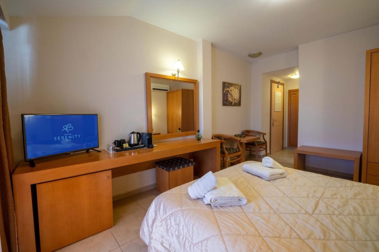 Hotel Serenity Toló Kültér fotó